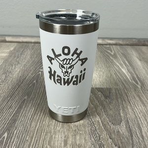 YETI Hawaii Exclusive Rambler Tumbler "Aloha Hawaii" with Skull - 20 oz